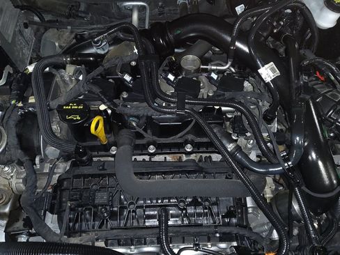 Used 2018 Ford Fusion SE w/ Fusion SE Technology Package FWD image 30