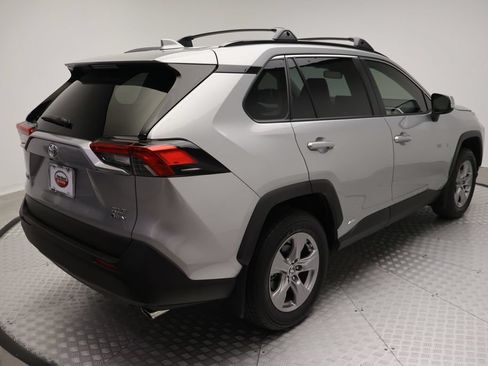 Certified 2025 Toyota RAV4 XLE AWD/4WD image 8