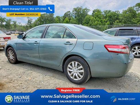Used 2011 Toyota Camry LE FWD image 3