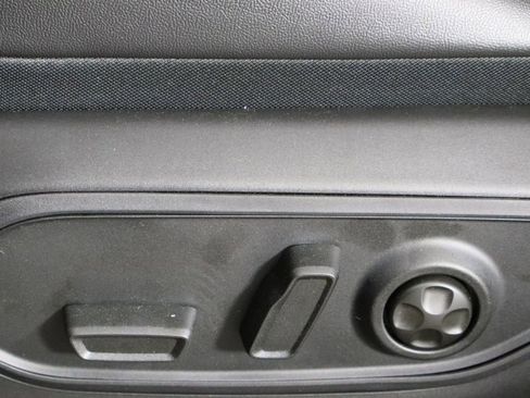 New 2025 Jeep Grand Cherokee Limited image 24