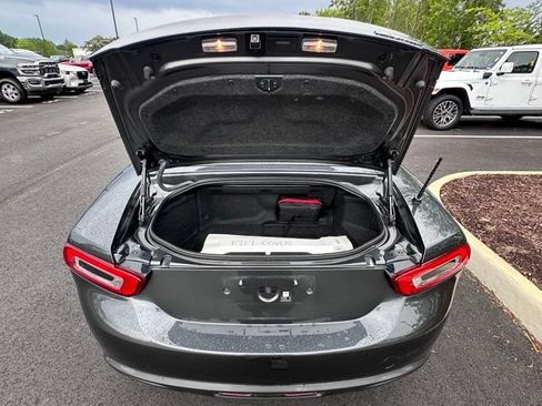 Used 2017 FIAT 124 Spider Classica RWD image 14