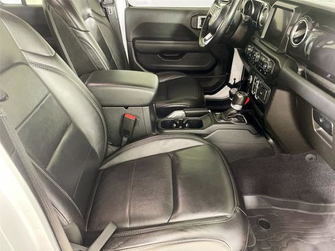 Used 2021 Jeep Wrangler Unlimited Sahara AWD/4WD image 27