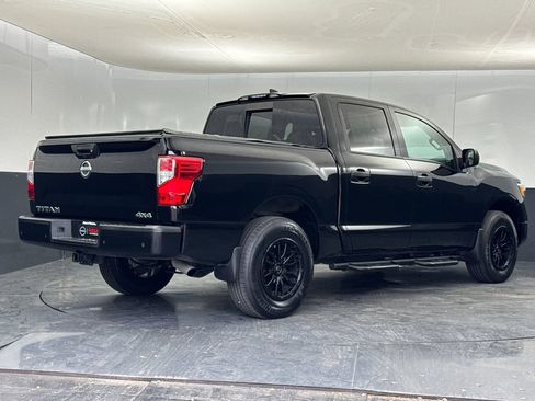 Used 2022 Nissan Titan S w/ S Utility Package image 3