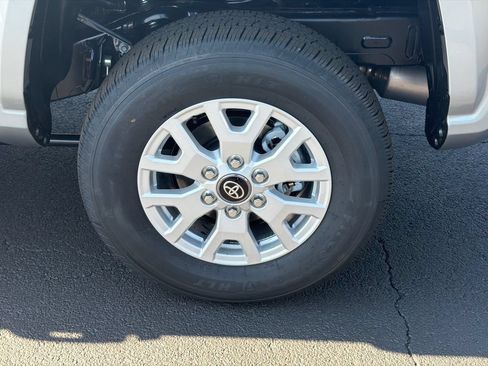 New 2026 Toyota Tacoma SR5 AWD/4WD image 21