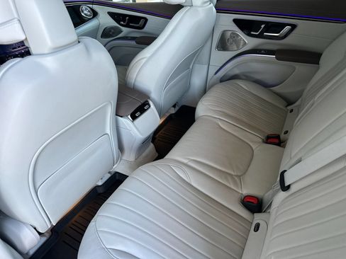 Certified 2023 Mercedes-Benz EQS 580 4MATIC SUV image 13