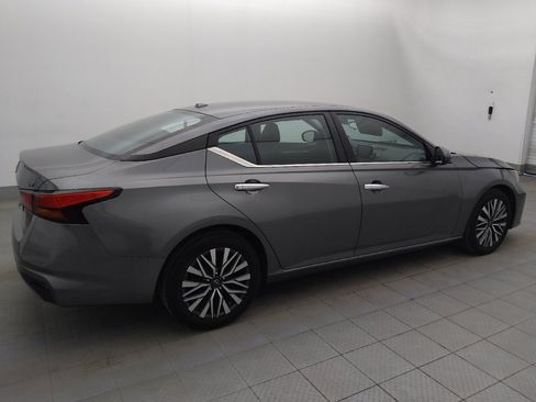 Used 2023 Nissan Altima 2.5 SV image 10