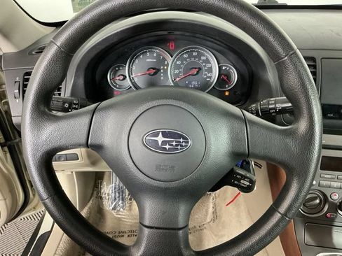 Used 2006 Subaru Outback 2.5i AWD/4WD image 15