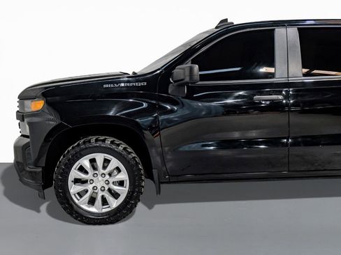 Used 2021 Chevrolet Silverado 1500 Custom image 10