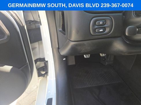 Used 2004 Chevrolet Corvette Coupe image 44