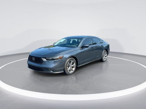 Used 2024 Honda Accord EX image 5