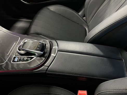 Used 2020 Mercedes-Benz E 350 4MATIC Sedan image 29