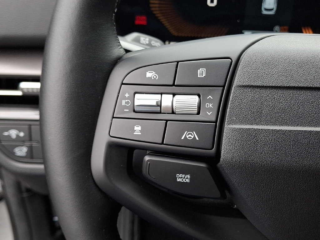 Certified 2026 Kia Sportage EX FWD image 22