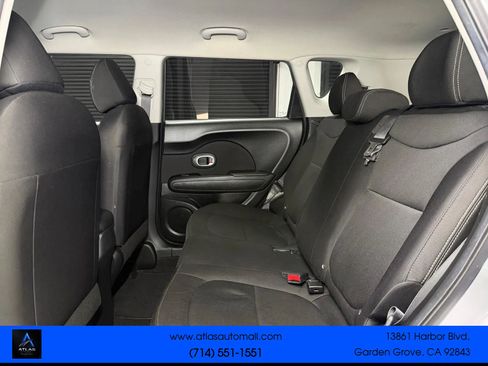Used 2018 Kia Soul FWD image 19