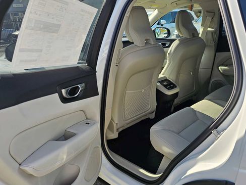 New 2026 Volvo XC60 B5 Ultra w/ Climate Package AWD/4WD image 15