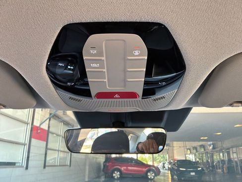 Used 2025 Kia K4 FWD image 14