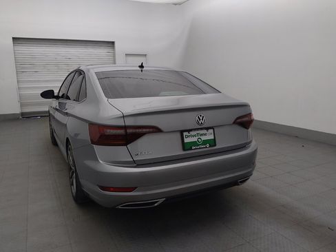 Used 2019 Volkswagen Jetta R-Line w/ R-Line Cold Weather Package FWD image 5