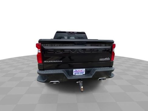 Used 2020 Chevrolet Silverado 1500 High Country w/ Technology Package AWD/4WD image 9