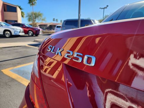 Used 2015 Mercedes-Benz SLK 250 w/ Premium Package image 13