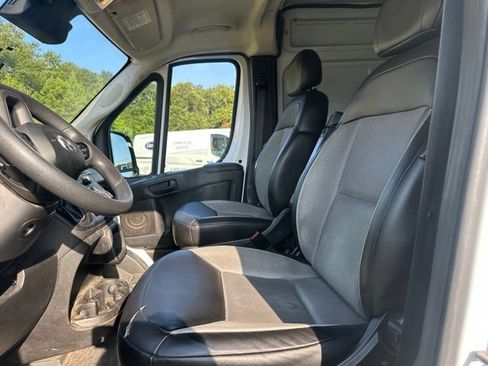 Used 2023 RAM ProMaster 2500 FWD image 14