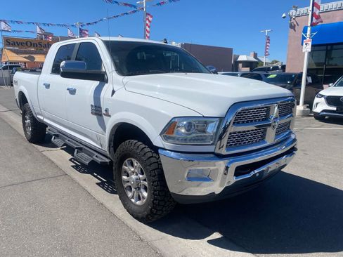 Used 2018 RAM 2500 Laramie w/ Off Road Package AWD/4WD image 3