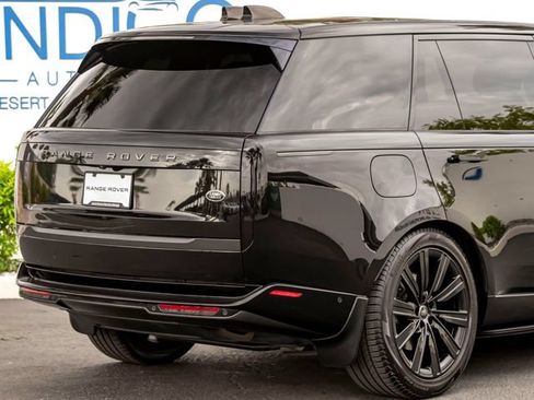 Certified 2023 Land Rover Range Rover Long Wheelbase SE AWD/4WD image 7