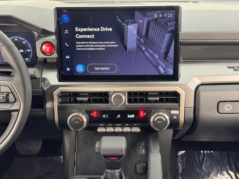 Used 2024 Toyota Tacoma TRD Off-Road image 21