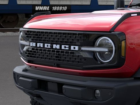 New 2026 Ford Bronco Outer Banks AWD/4WD image 19