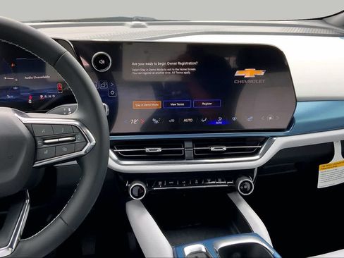 New 2026 Chevrolet Equinox EV LT FWD image 7
