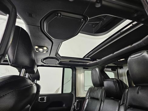 Used 2020 Jeep Wrangler Unlimited Rubicon AWD/4WD image 60