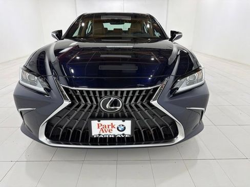 Used 2023 Lexus ES 350 w/ Premium Package FWD image 8