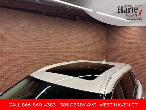 Certified 2022 Nissan Rogue SL image 61