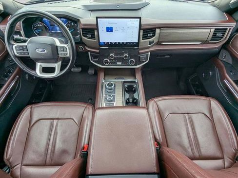 Used 2022 Ford Expedition Max Limited image 18