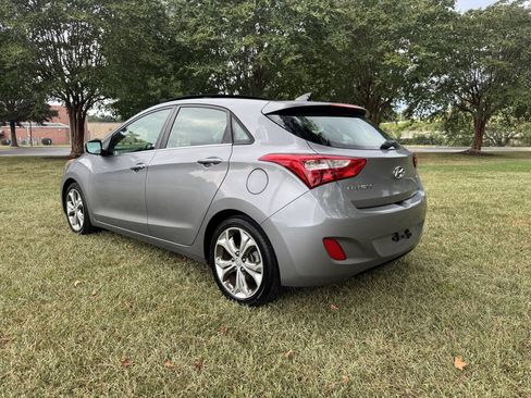 Used 2013 Hyundai Elantra GT w/ Style Pkg FWD image 9