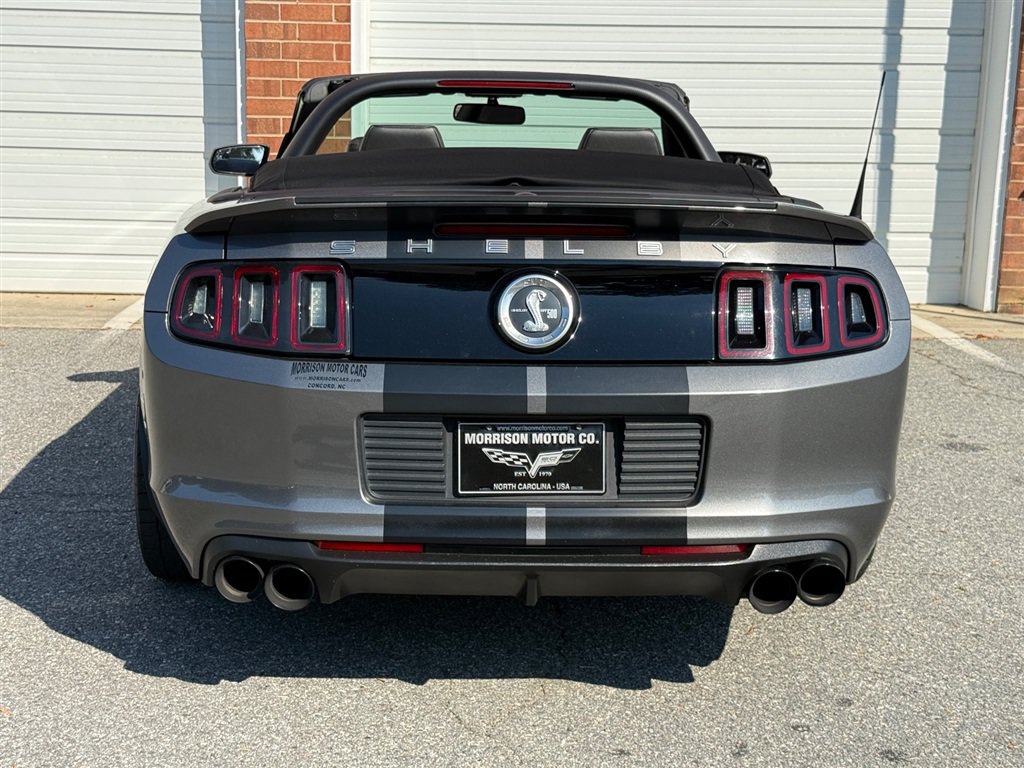 Used 2013 Ford Mustang Shelby GT500 RWD image 36