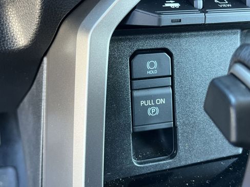 Used 2024 Toyota Tundra Limited image 32