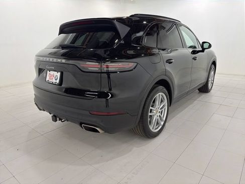 Used 2022 Porsche Cayenne Platinum Edition AWD/4WD image 5