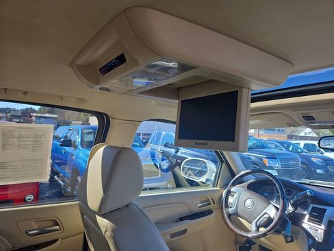 Used 2008 Cadillac Escalade EXT image 57