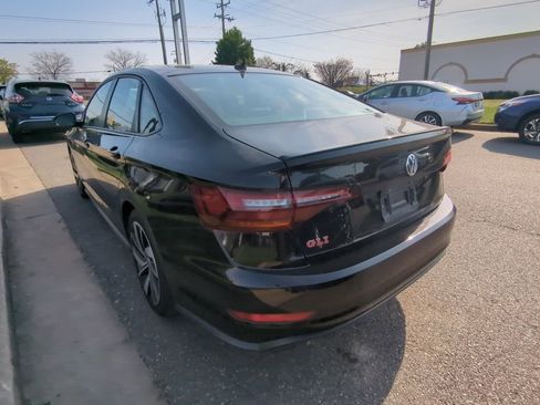 Used 2019 Volkswagen Jetta GLI image 5