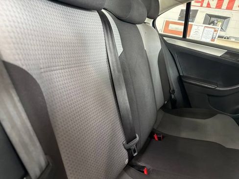 Used 2017 Volkswagen Jetta S FWD image 26