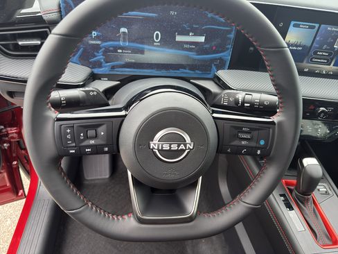 New 2026 Nissan Kicks SR w/ Cold Weather Package image 16