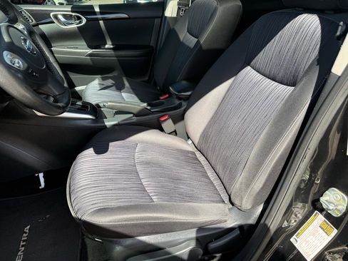 Used 2019 Nissan Sentra SV w/ Special Edition Package image 10