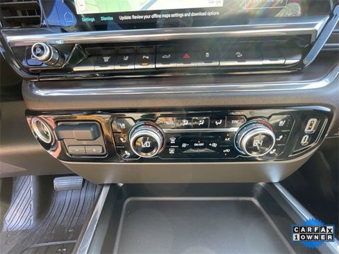 Used 2024 GMC Sierra 2500 SLT w/ SLT Premium Package image 21