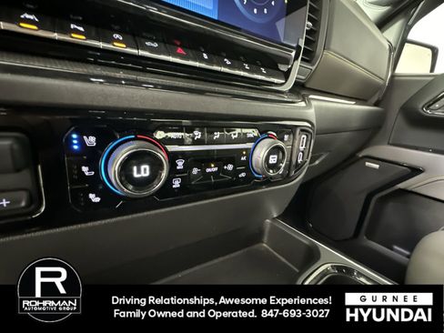 Used 2024 Chevrolet Silverado 1500 ZR2 w/ Technology Package image 10