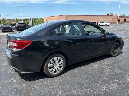 Used 2018 Subaru Impreza 2.0i AWD/4WD image 13