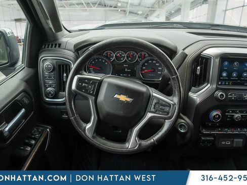 Used 2021 Chevrolet Silverado 1500 LT AWD/4WD image 5
