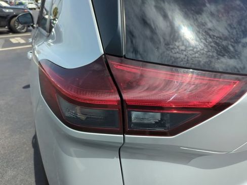 Certified 2023 Nissan Rogue SV w/ SV Premium B Package AWD/4WD image 18