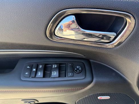 Used 2018 Dodge Durango GT w/ Premium Group AWD/4WD image 17