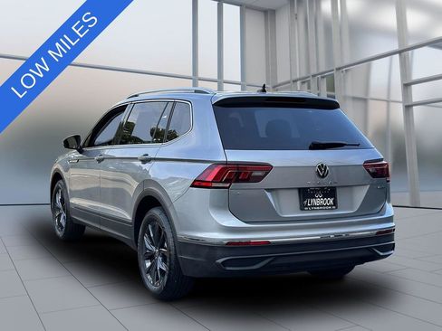 Used 2024 Volkswagen Tiguan SE image 8
