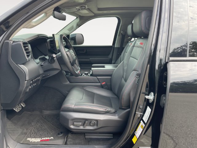 Used 2023 Toyota Sequoia TRD Pro AWD/4WD image 9