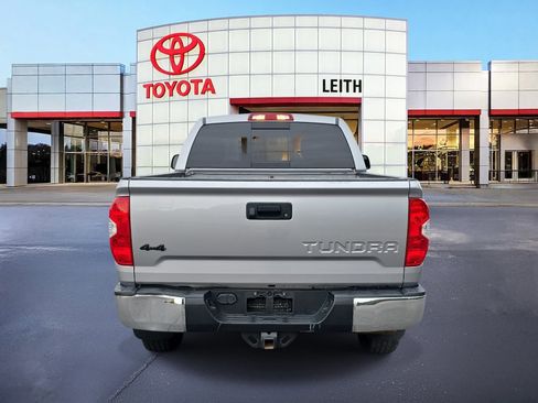 Used 2017 Toyota Tundra SR5 image 6